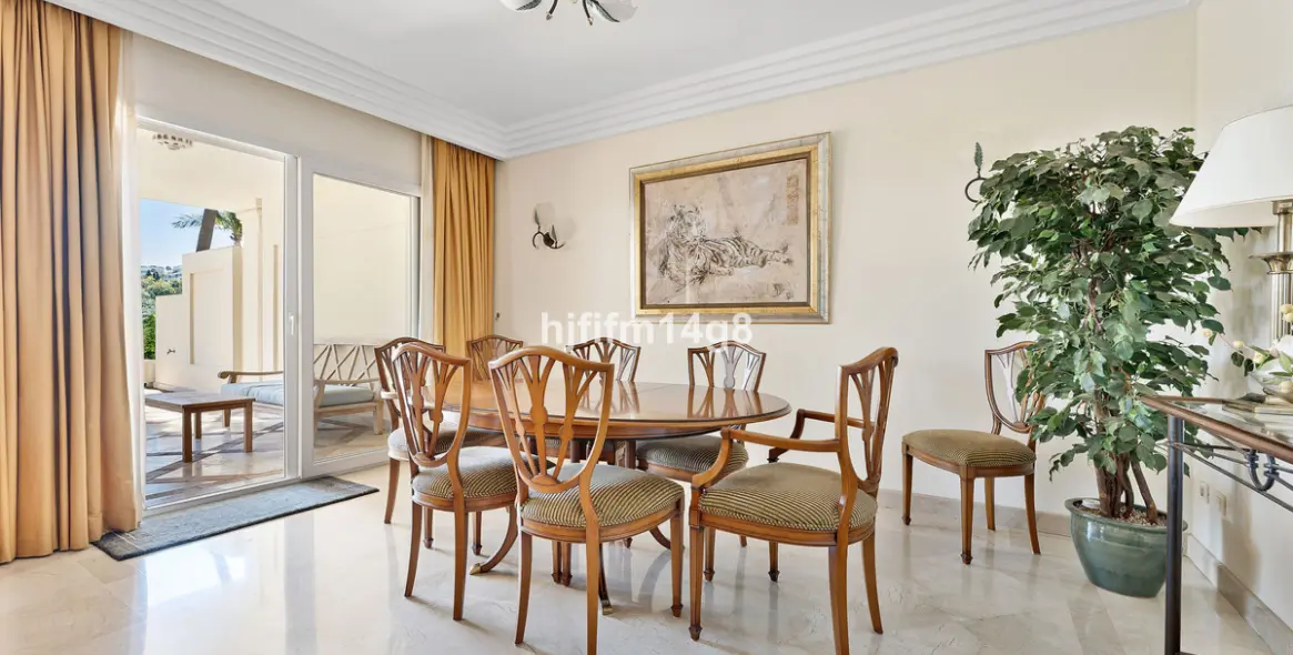 Продажа апартаментов на первом этаже в Nueva Andalucía (район Nueva Andalucía) 7