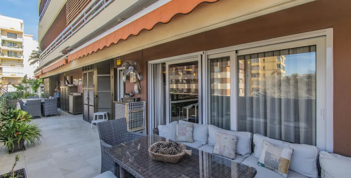 Sale of middle floor apartment in Marbella 4