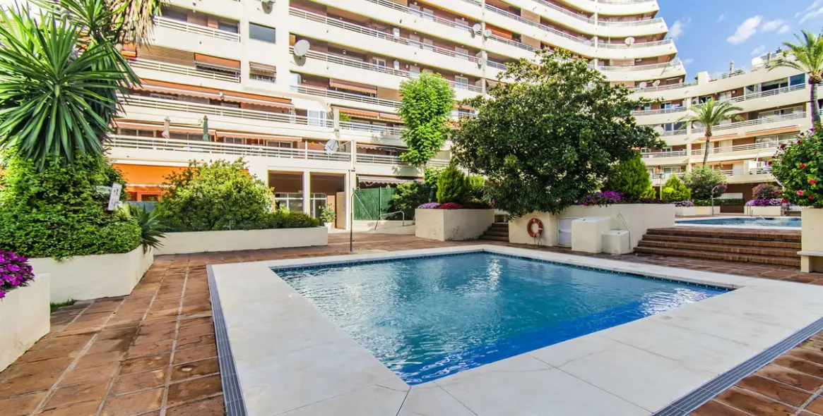Sale of middle floor apartment in Marbella 9