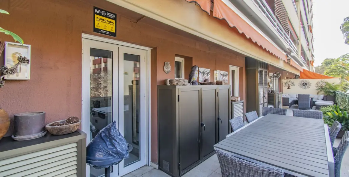 Sale of middle floor apartment in Marbella 18