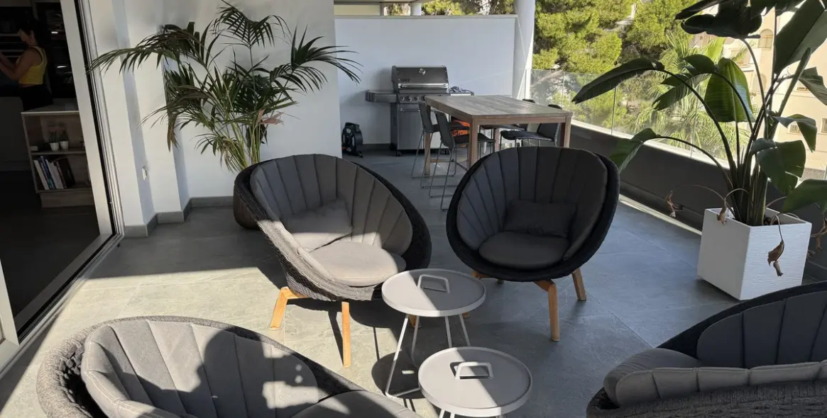 Sale of penthouse duplex in Nueva Andalucía 13