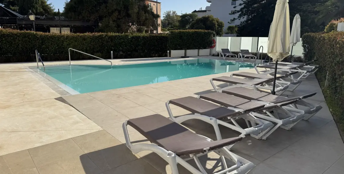 Sale of penthouse duplex in Nueva Andalucía 28