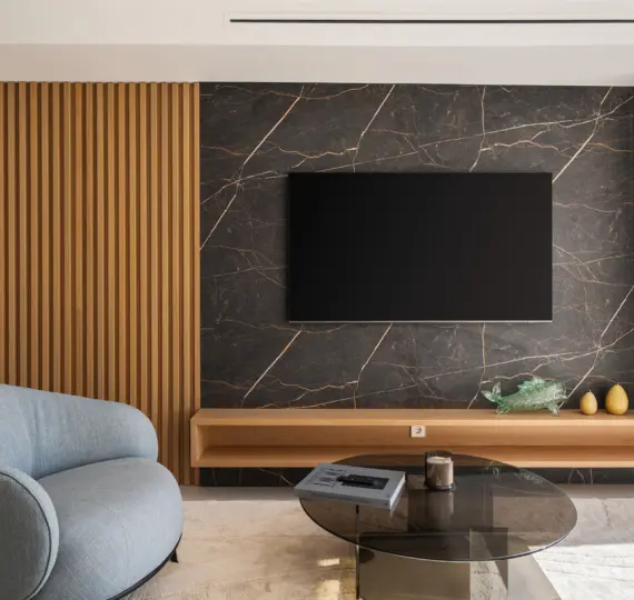 Sale of middle floor apartment in Nueva Andalucía