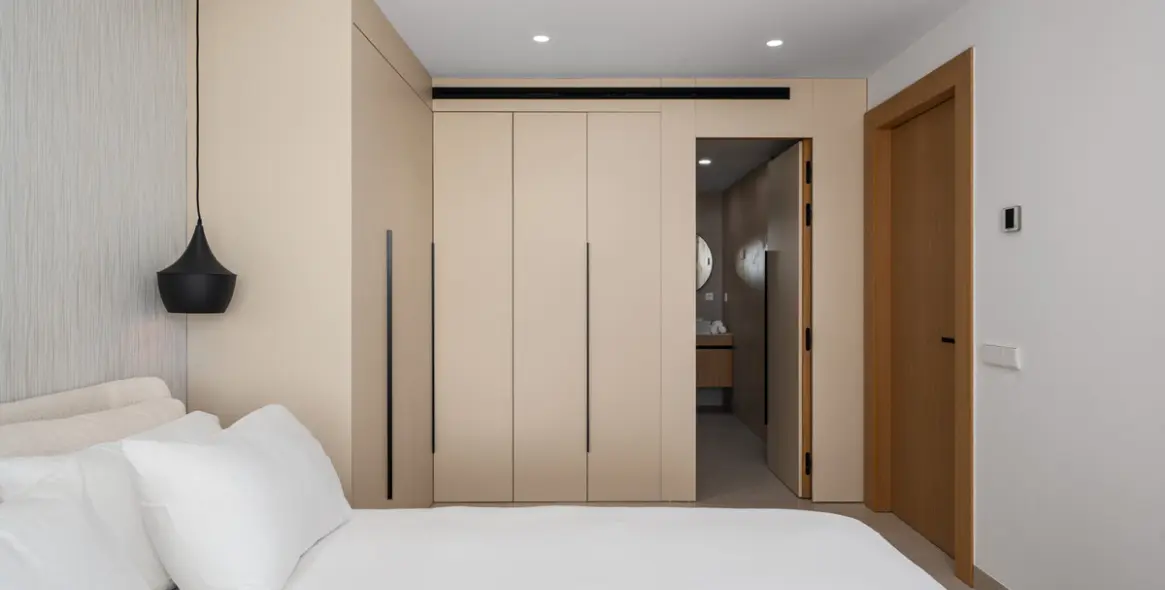 Sale of middle floor apartment in Nueva Andalucía 19