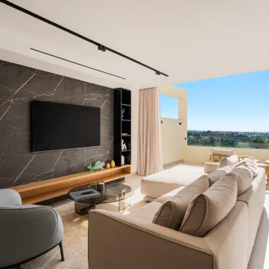 Venta de apartamento en planta media en Nueva Andalucía