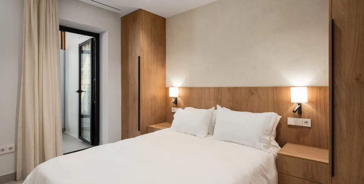 Venta de apartamento en planta media en Nueva Andalucía 15