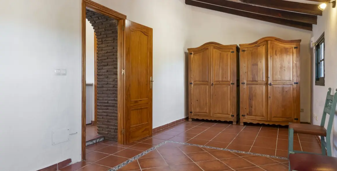 Продажа  отдельно стоящей виллы в Mijas 18