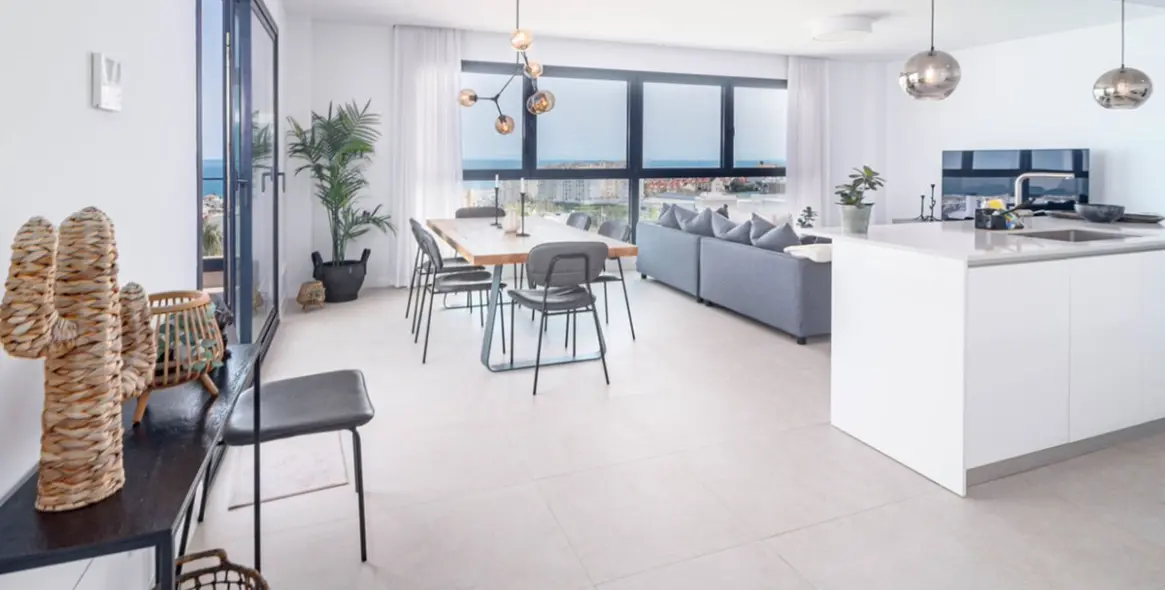 Sale of penthouse in Estepona 9