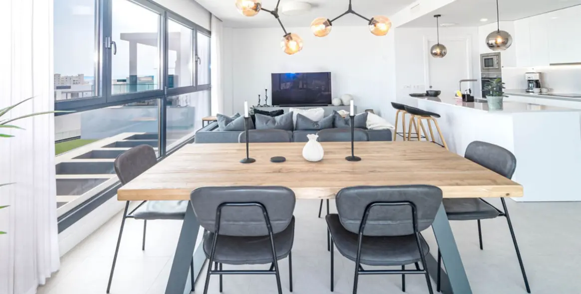 Sale of penthouse in Estepona 10