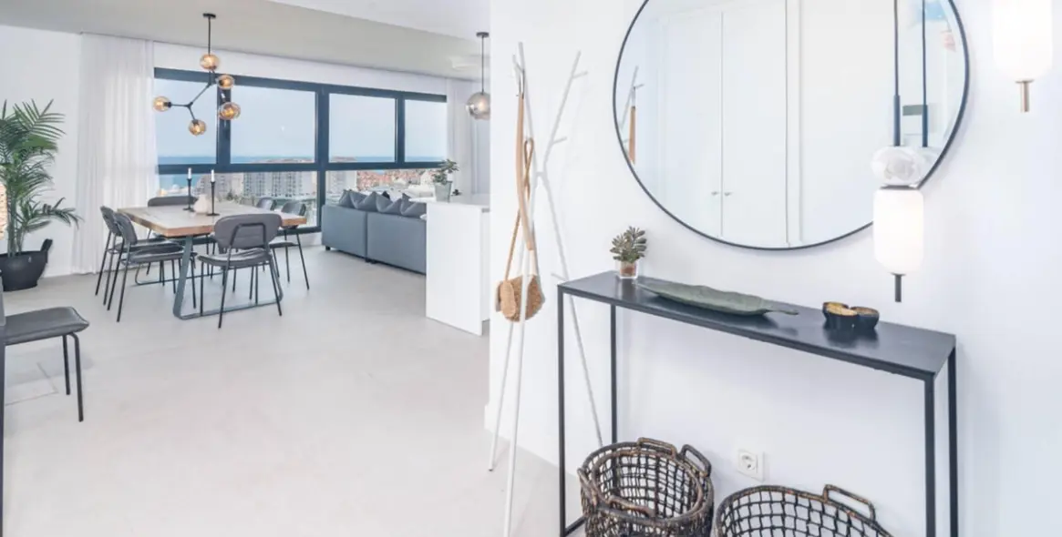 Sale of penthouse in Estepona 17