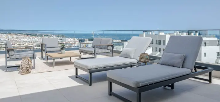 Продажа пентхауса в Estepona 1