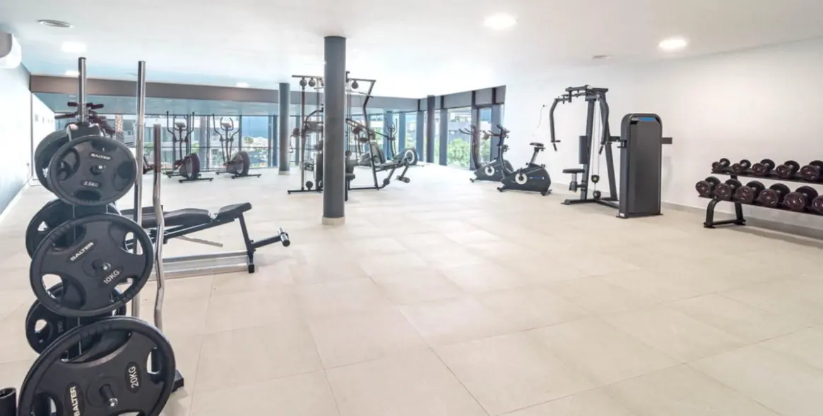 Продажа пентхауса в Estepona 20