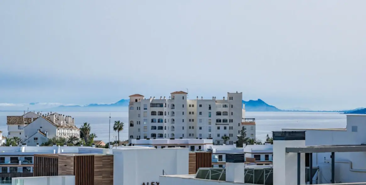 Продажа пентхауса в Estepona 22