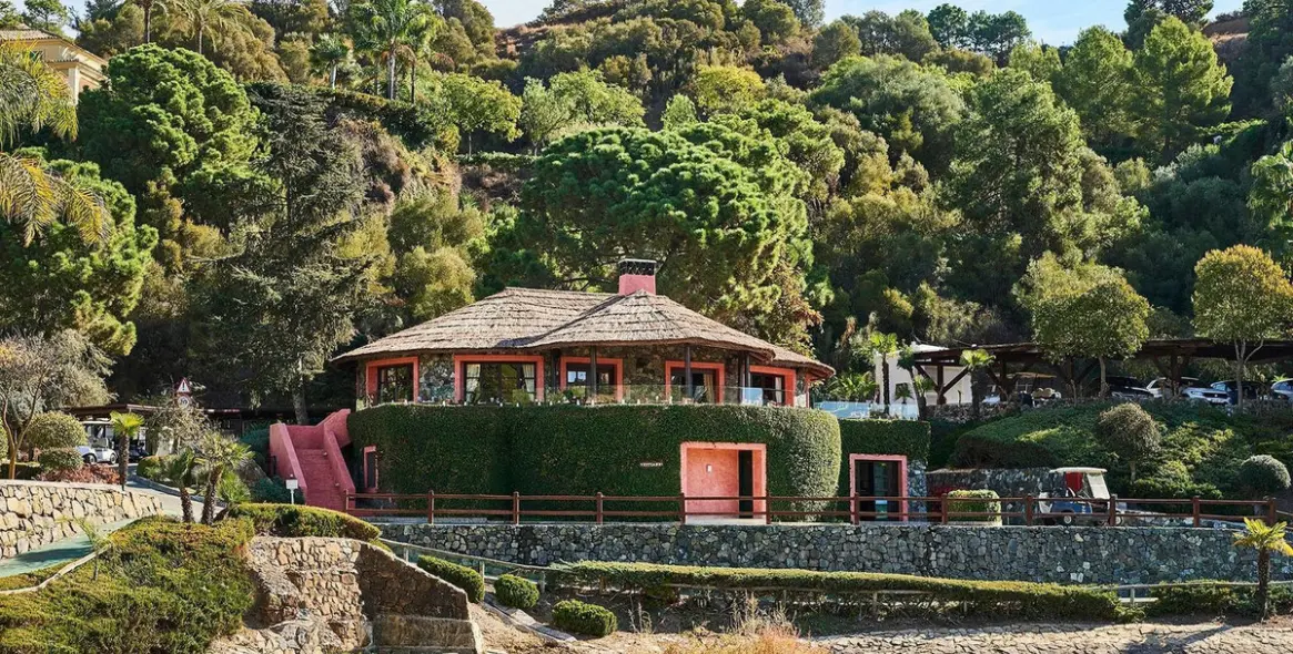 Sale of residential plot in Benahavís 22