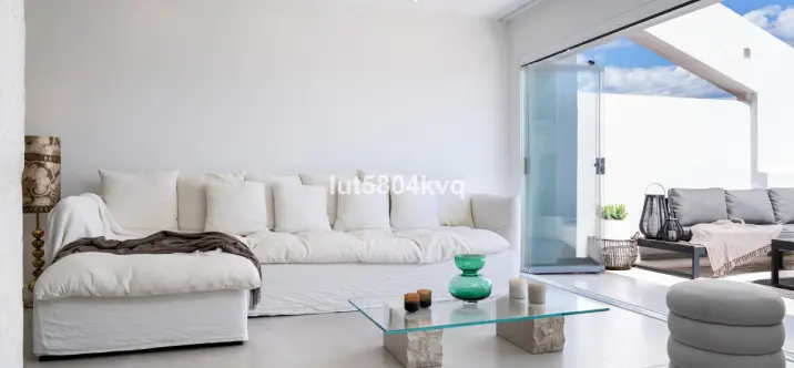 Sale of penthouse in La Quinta 3