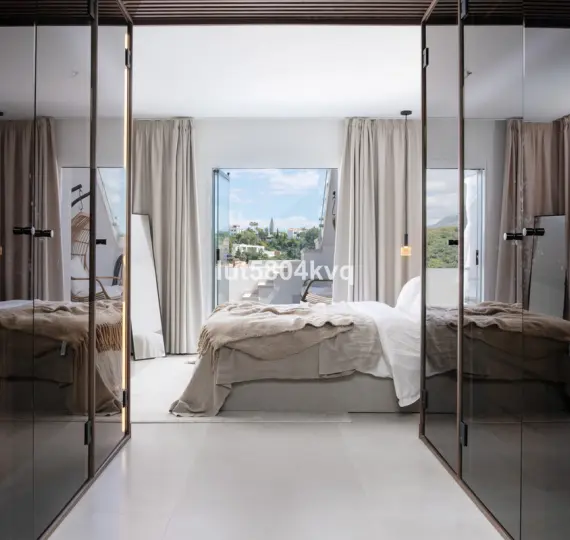 Sale of penthouse in La Quinta