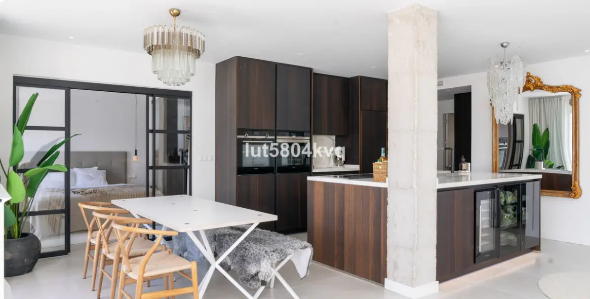 Sale of penthouse in La Quinta 20