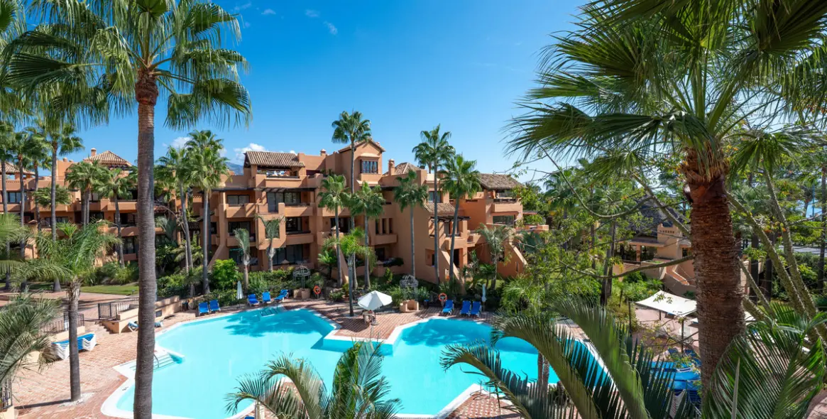 Sale of penthouse in San Pedro de Alcántara 1