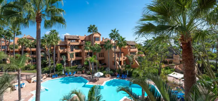 Sale of penthouse in San Pedro de Alcántara 0