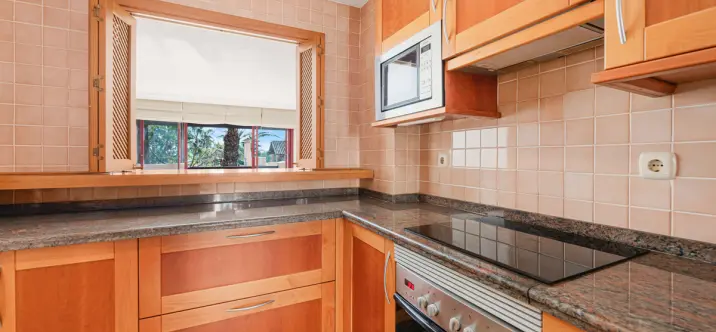 Sale of penthouse in San Pedro de Alcántara 4