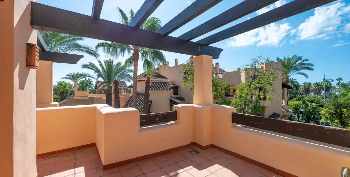 Sale of penthouse in San Pedro de Alcántara 7