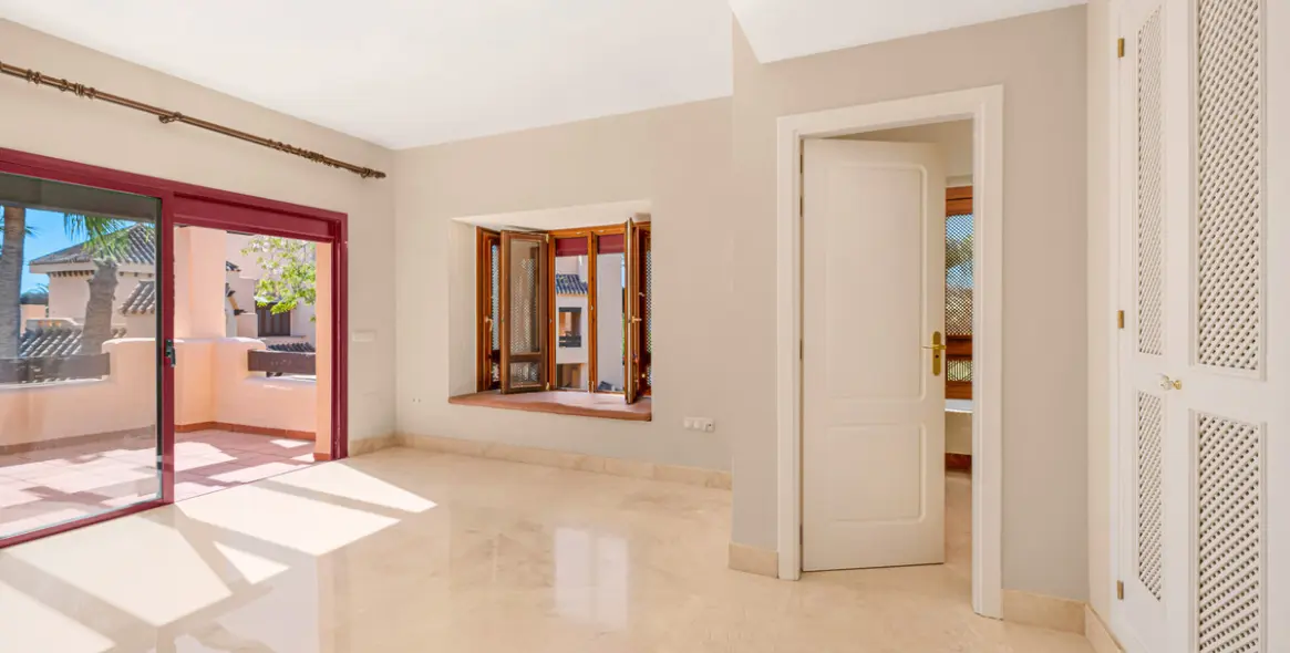 Sale of penthouse in San Pedro de Alcántara 8