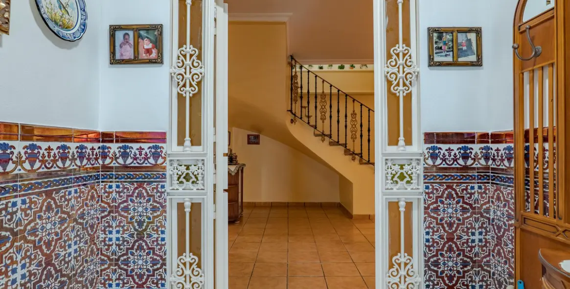 Продажа  отдельно стоящей виллы в Alhaurín el Grande 4