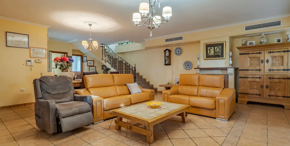 Продажа  отдельно стоящей виллы в Alhaurín el Grande 6