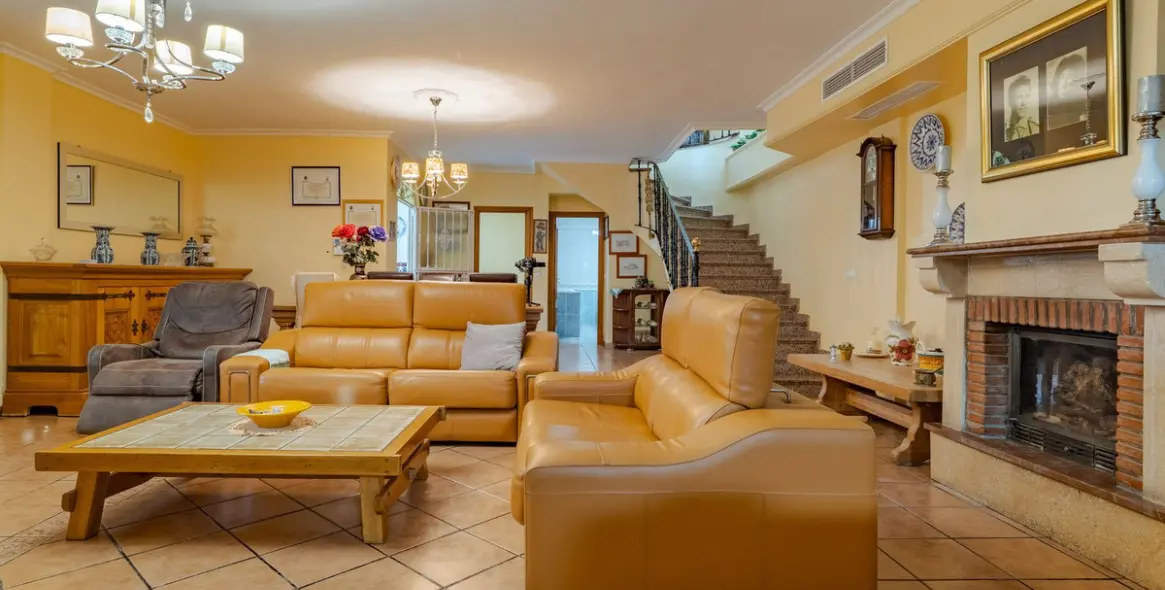 Продажа  отдельно стоящей виллы в Alhaurín el Grande 9