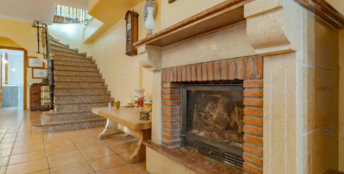 Продажа  отдельно стоящей виллы в Alhaurín el Grande 10