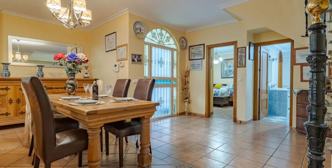 Продажа  отдельно стоящей виллы в Alhaurín el Grande 11