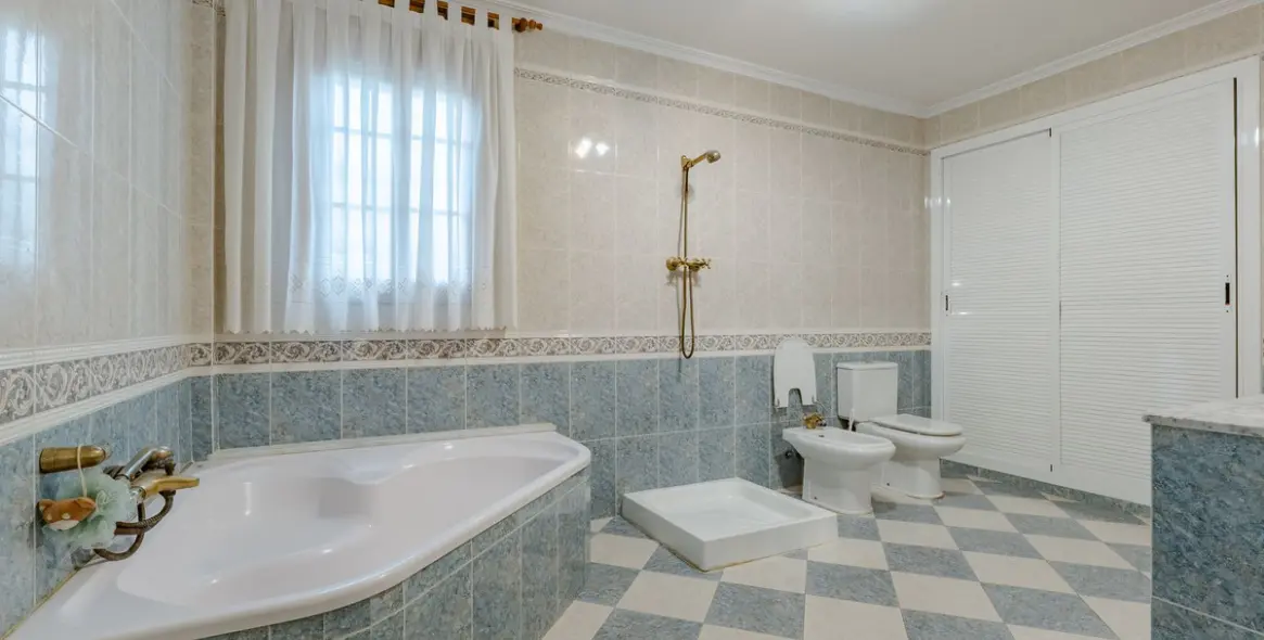 Sale of detached villa in Alhaurín el Grande 21