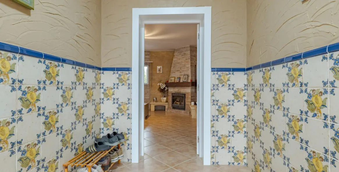 Sale of detached villa in Alhaurín el Grande 46