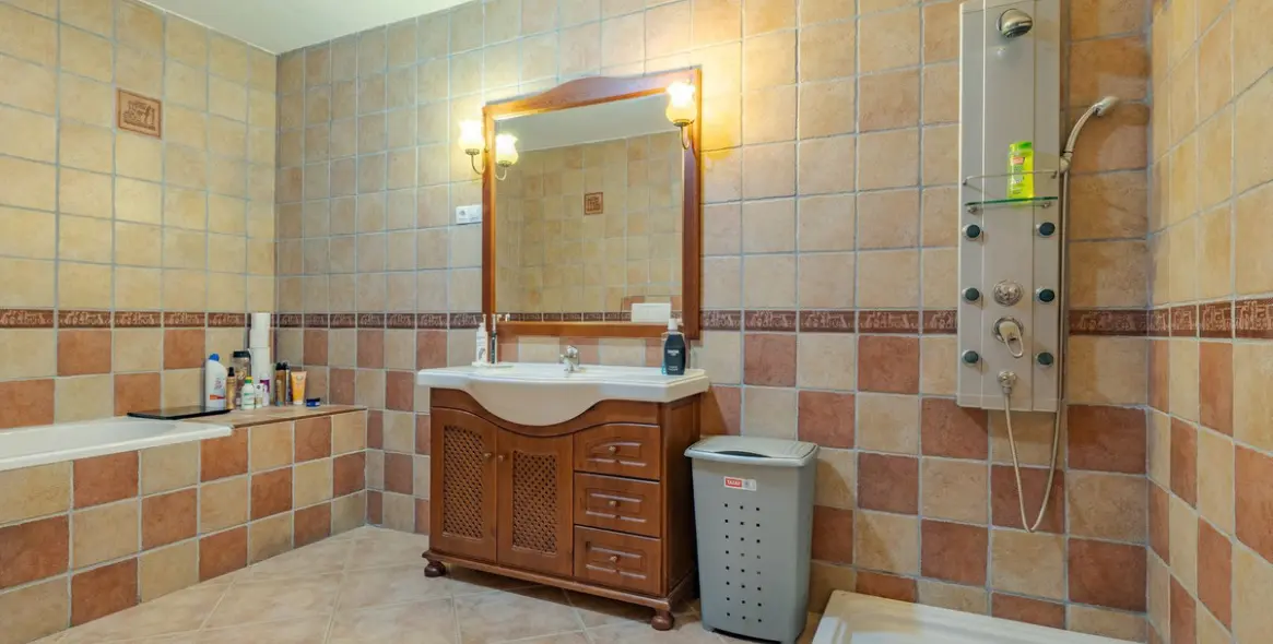 Sale of detached villa in Alhaurín el Grande 62