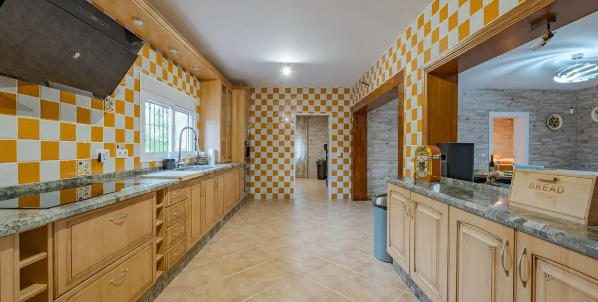 Продажа  отдельно стоящей виллы в Alhaurín el Grande 78