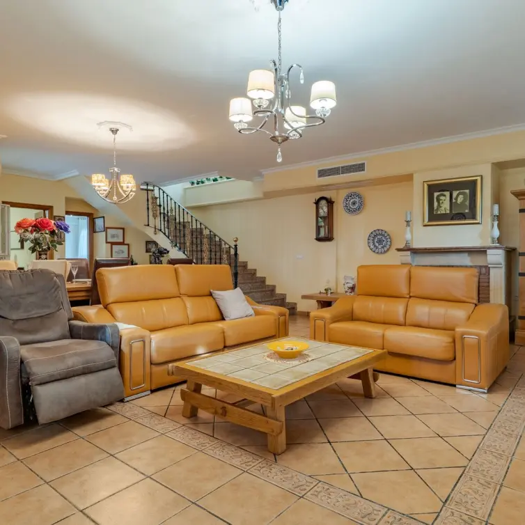 Sale of detached villa in Alhaurín el Grande