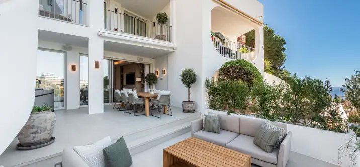 Sale of townhouse in Altos de los Monteros 0