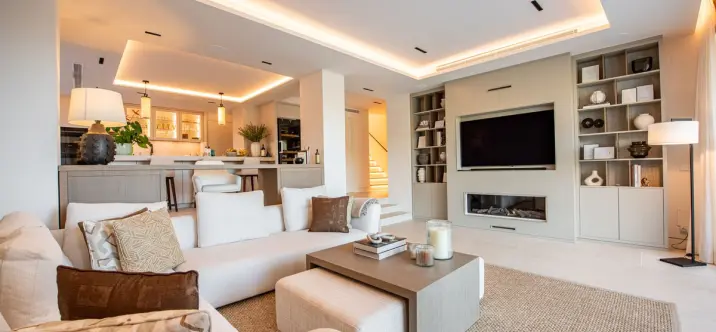 Sale of townhouse in Altos de los Monteros 1