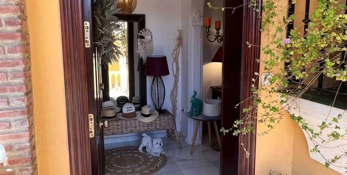 Продажа  отдельно стоящей виллы в Rincón de la Victoria 3