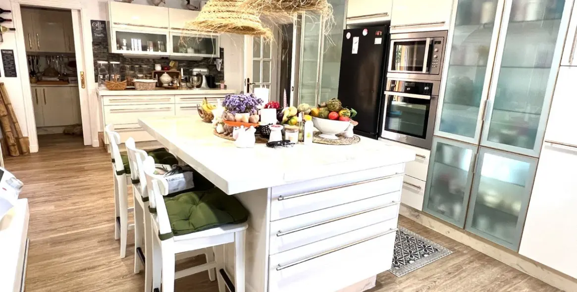 Продажа  отдельно стоящей виллы в Rincón de la Victoria 10