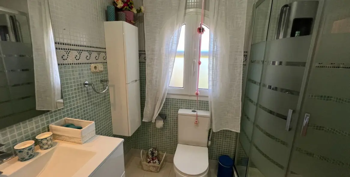 Sale of detached villa in Rincón de la Victoria 46