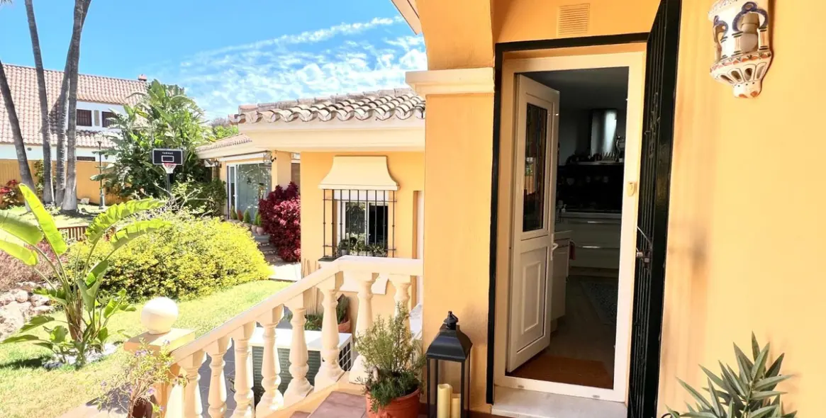 Sale of detached villa in Rincón de la Victoria 71