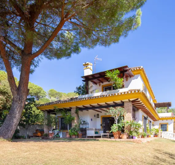 Oтдельно стоящая вилла R2223614