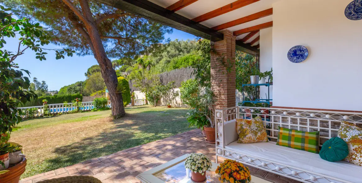 Venta de villa independiente en Elviria 22