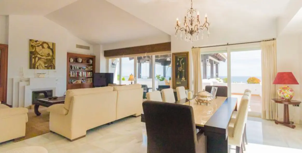 Продажа пентхауса в Montemar 8