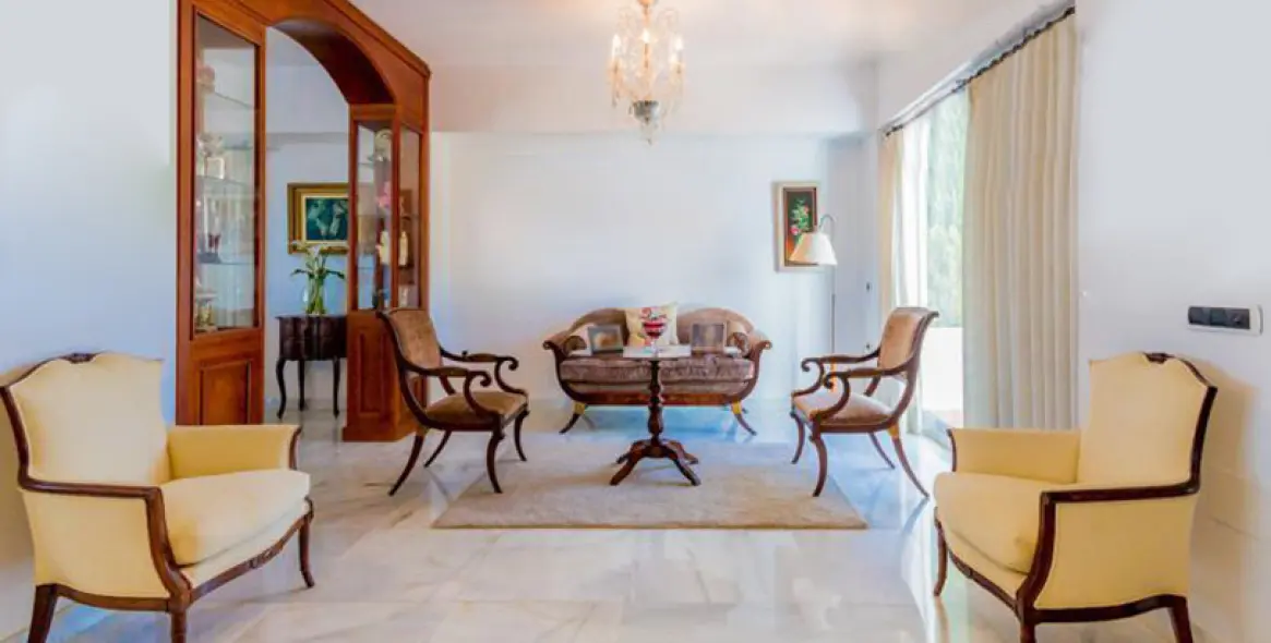 Продажа пентхауса в Montemar 12