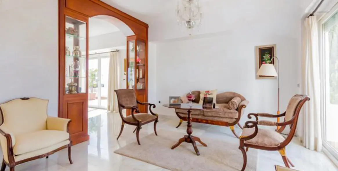 Продажа пентхауса в Montemar 13