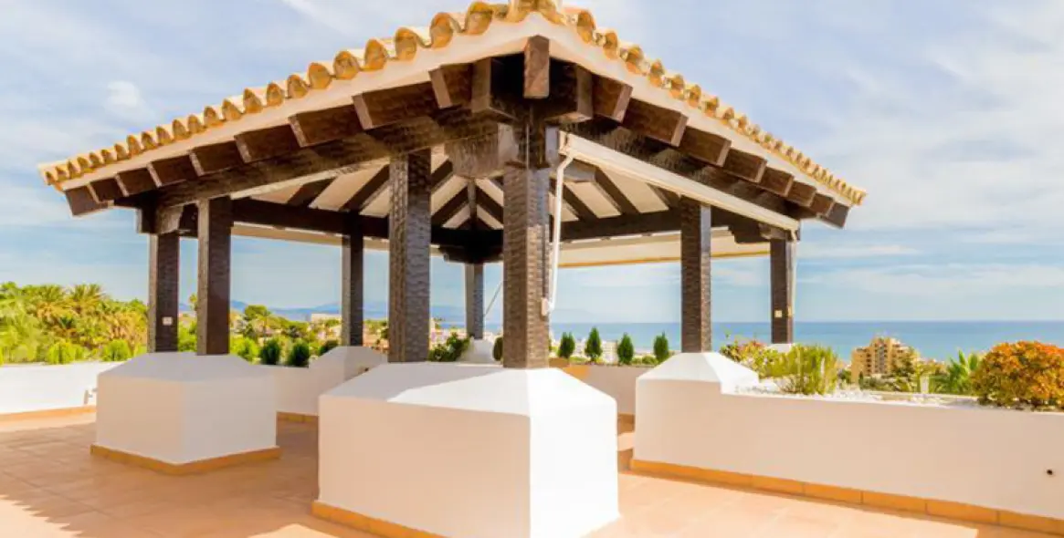 Продажа пентхауса в Montemar 16