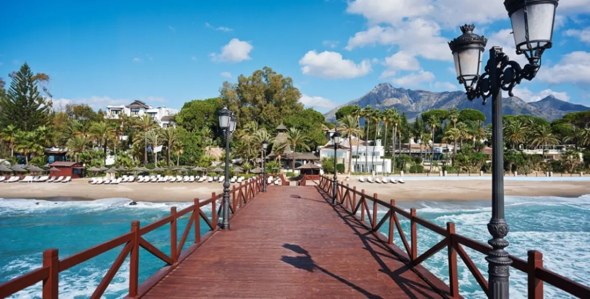 Продажа апартаментов на среднем этаже в Marbella 25