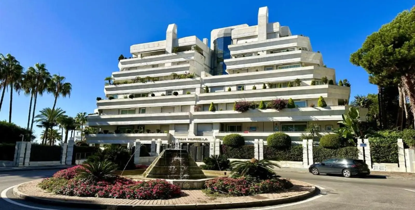 Venta de apartamento en planta media en Marbella 22